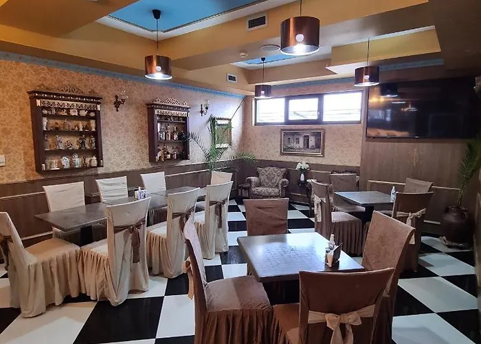 Hotel Garni & Nicolo 2*